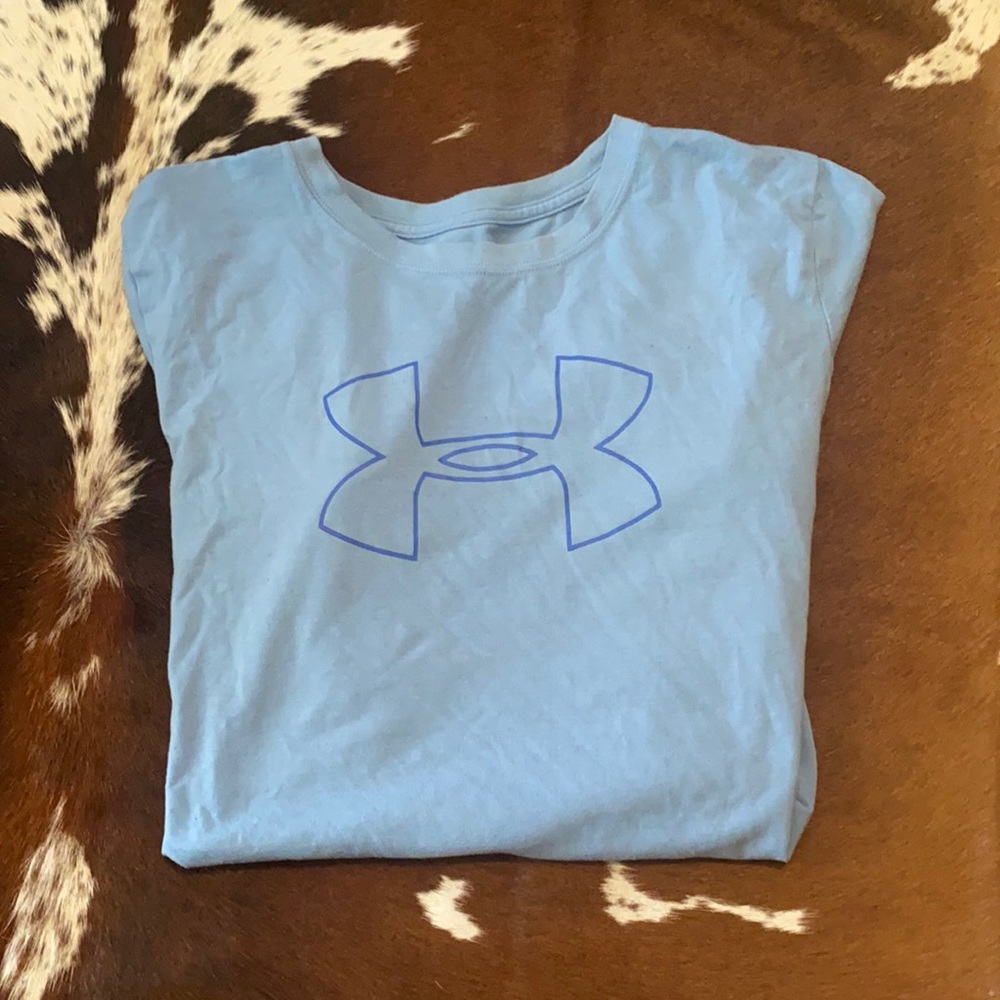 Shirt sleeve Under Armor shirt